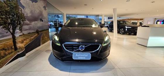 VOLVO V40 2.0 T4 DYNAMIC TURBO GASOLINA 4P AUTOMÁTICO